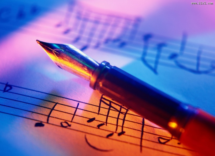 科幻色彩下的办公用品图片