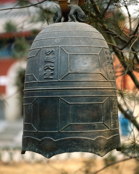 历史悠久的钟鼎图片