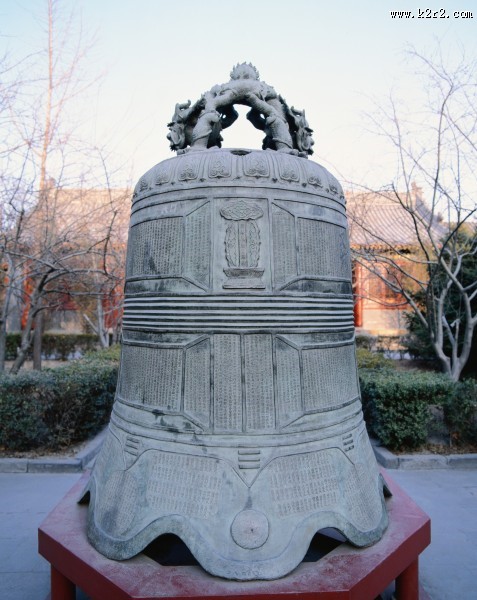 历史悠久的钟鼎图片