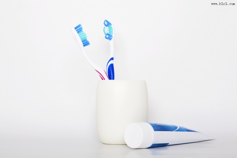 牙刷牙膏图片