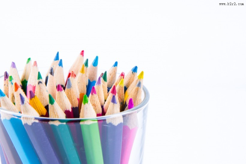 五颜六色的彩色铅笔图片