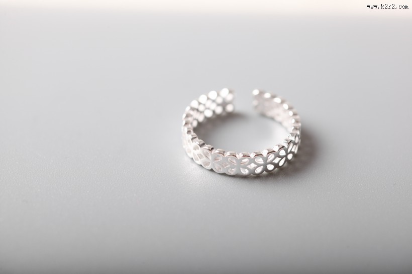 银戒指图片