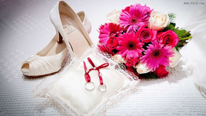 唯美浪漫戒指图片