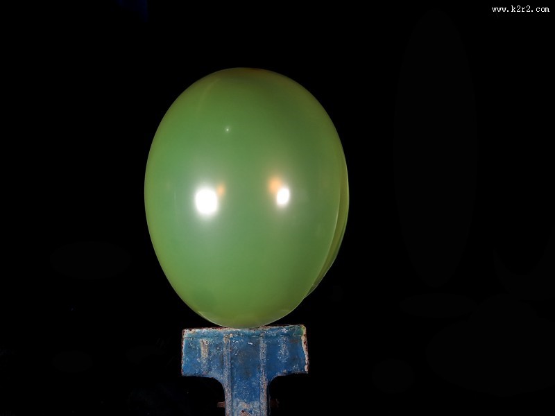 气球破裂至完爆瞬间图片