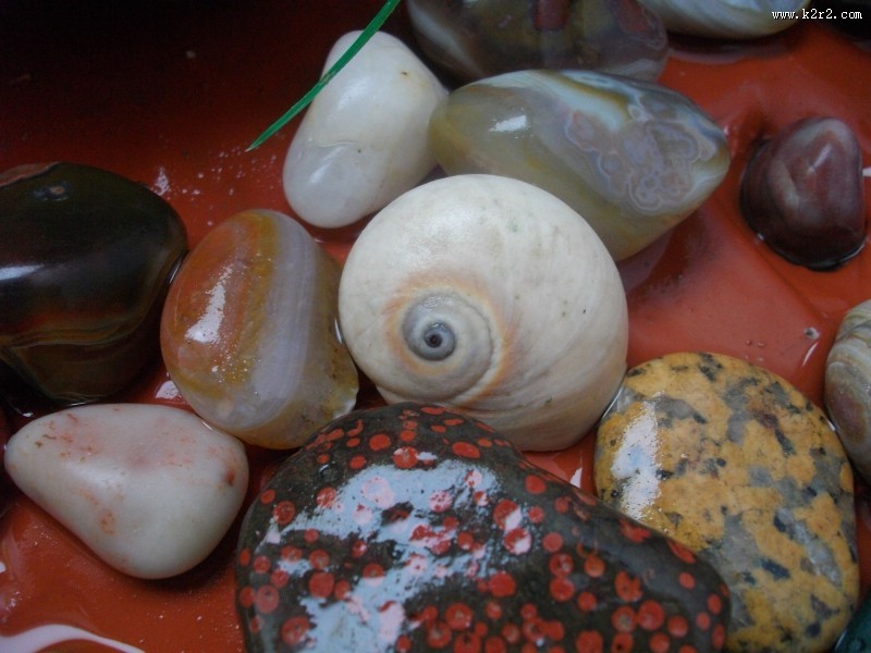 杂乱的鹅卵石图片