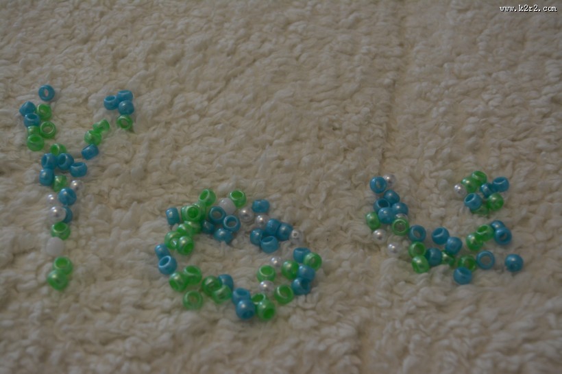 彩色串珠图片