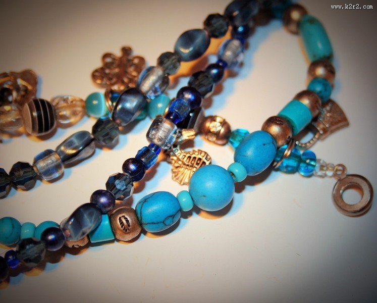 玻璃珠饰品图片