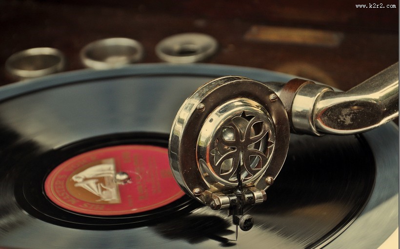 时光剪影留声机图片