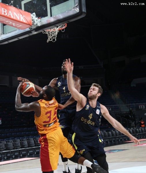 篮球运动比赛图片大全