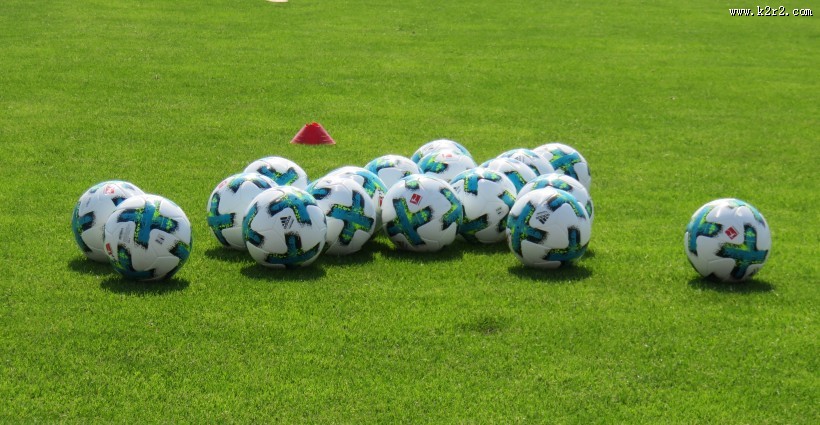 各种各样的足球图片