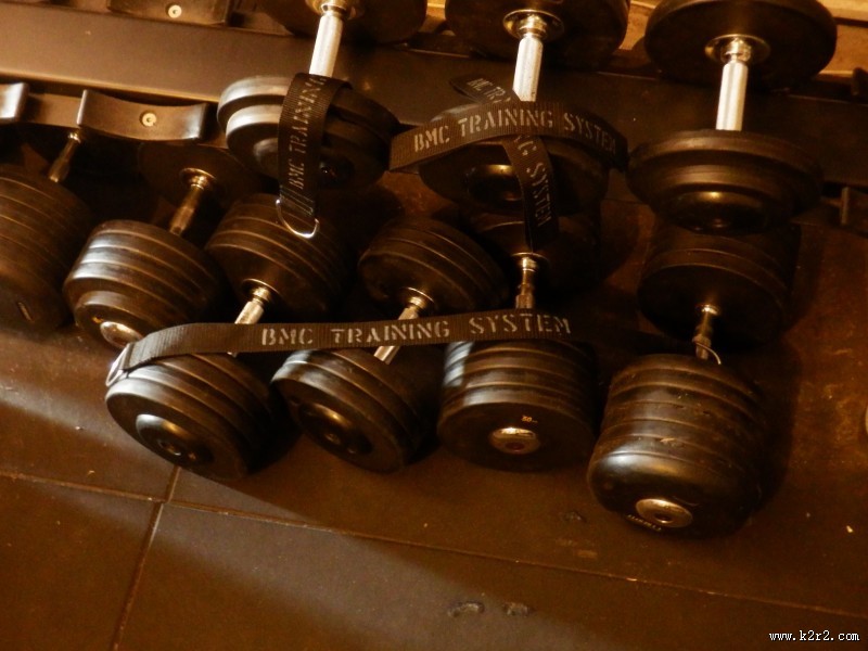 健康运动器材哑铃图片