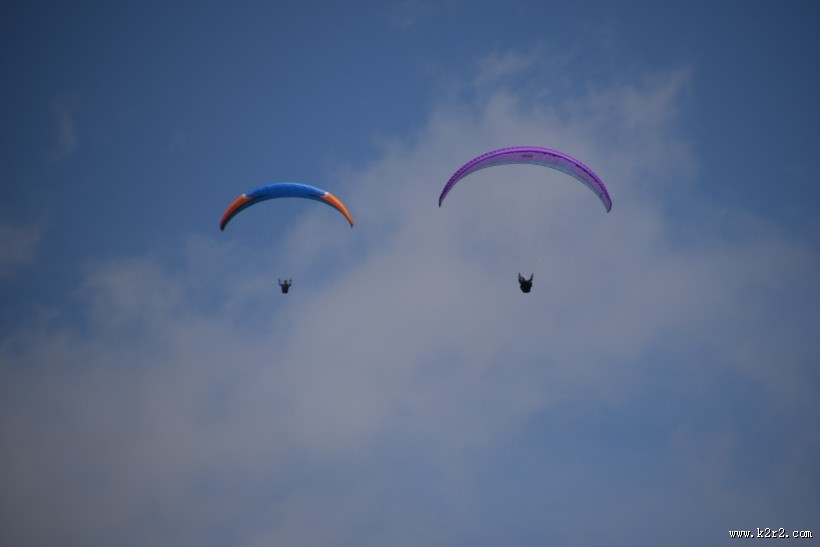惊险刺激的滑翔伞运动图片大全