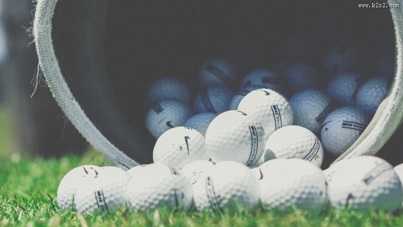 白色的高尔夫球图片大全