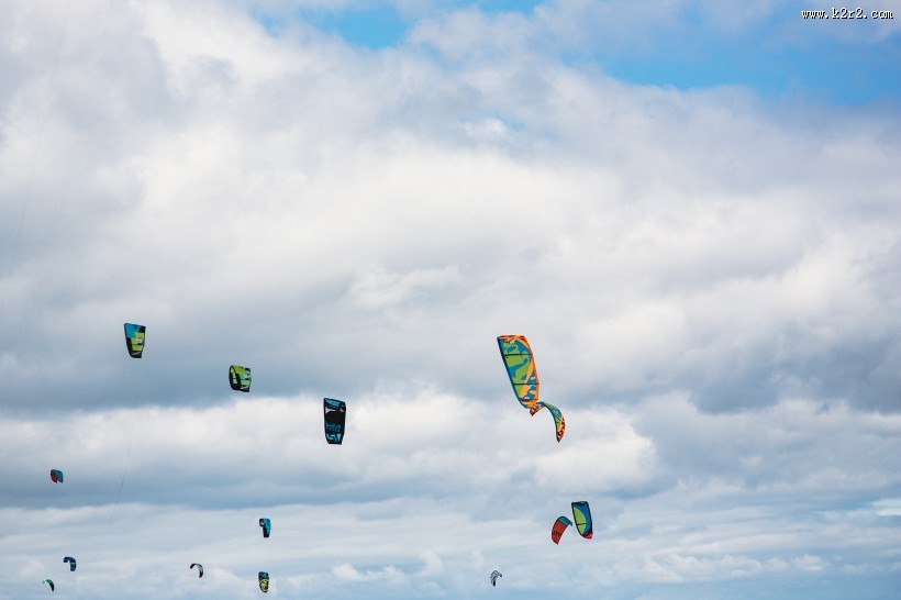 海边的海上运动图片