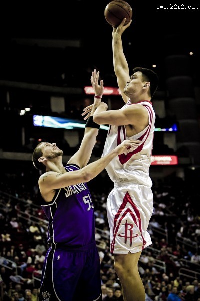 篮球运动比赛图片