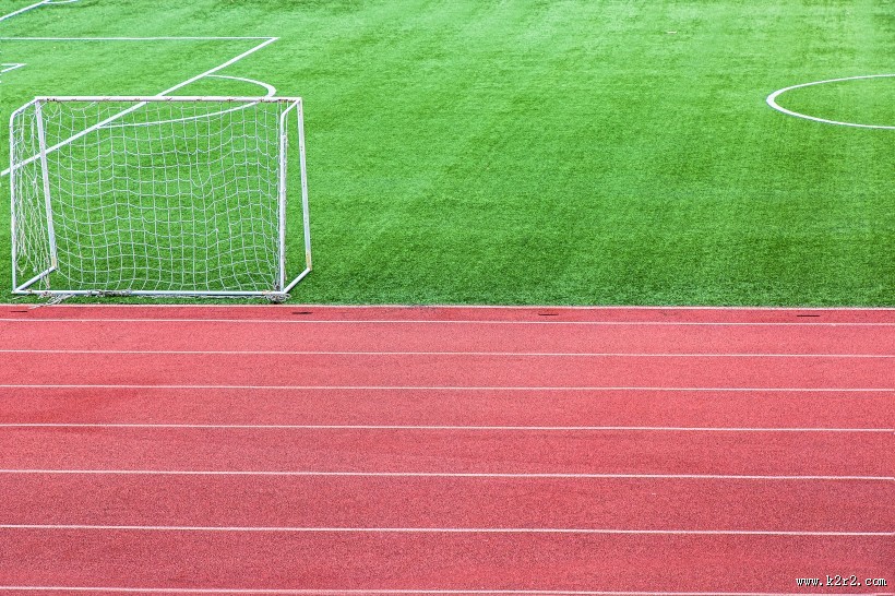 红色的操场跑道图片
