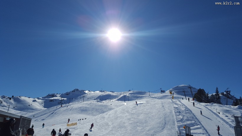 冬日滑雪场图片