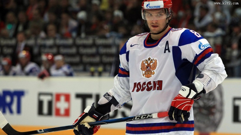 冰上曲棍球比赛图片