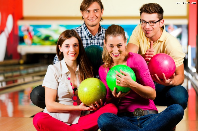 高清保龄球运动图片