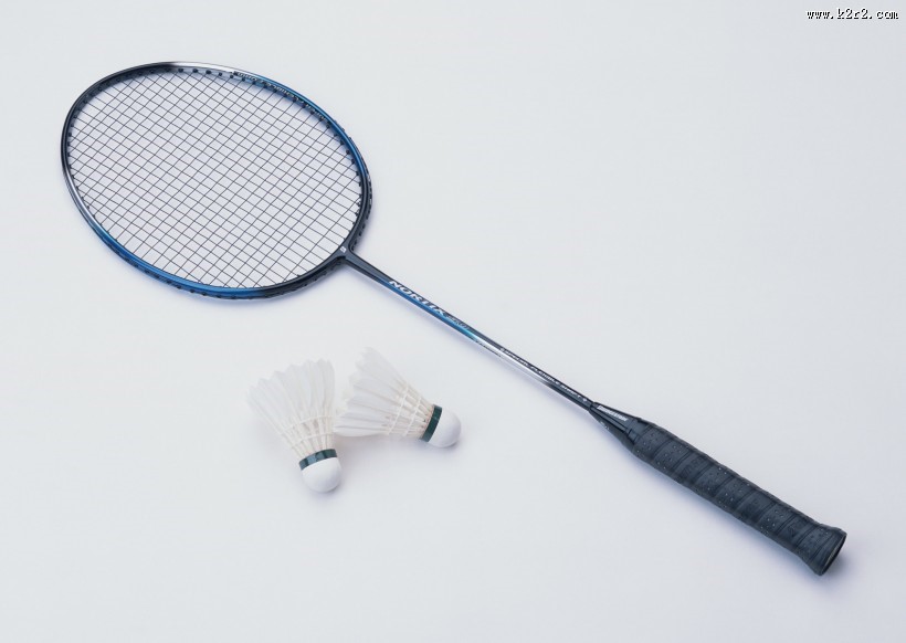 羽毛球运动用品图片大全