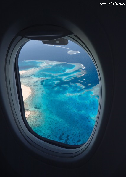 飞机的窗户图片