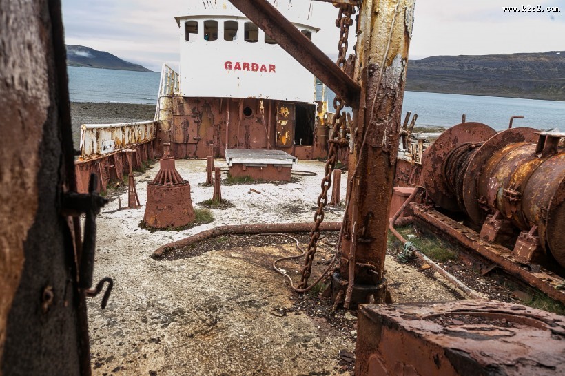 废弃的船舶图片