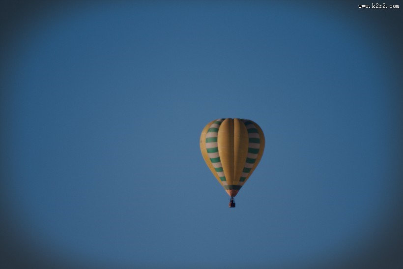 空中的热气球图片