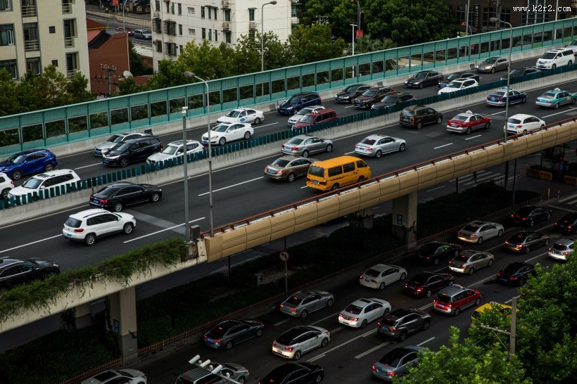 拥堵的城市交通图片大全