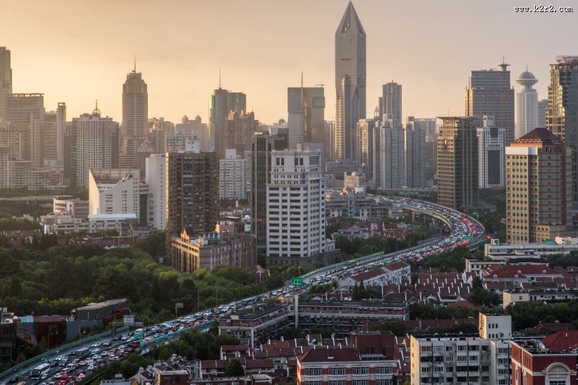 拥堵的城市交通图片大全