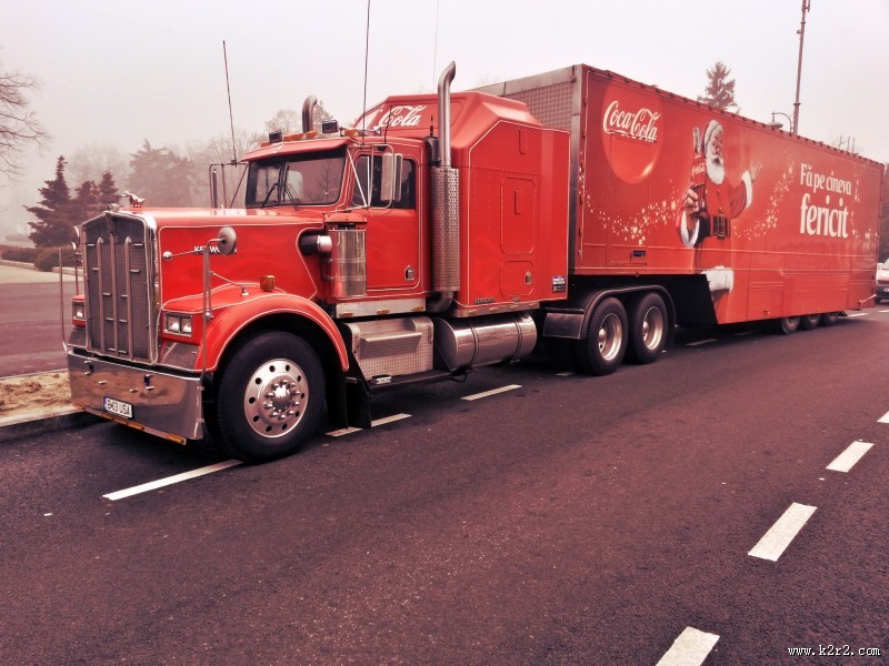 可口可乐运输车图片