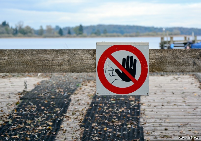 街上的交通标志图片大全