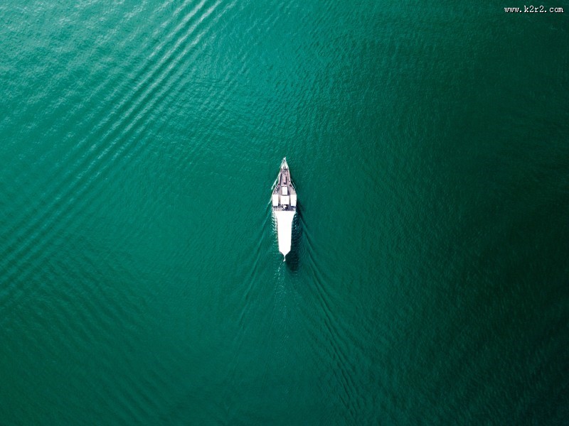 小船鸟瞰图片