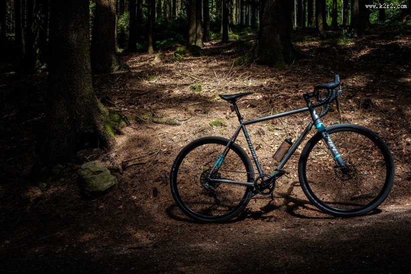 停放好的自行车图片大全