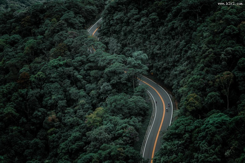 平坦的公路图片大全