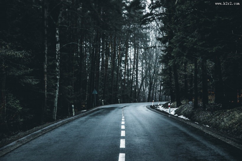 平坦的公路图片大全