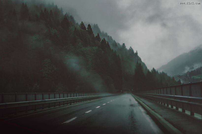 通向远方的公路图片