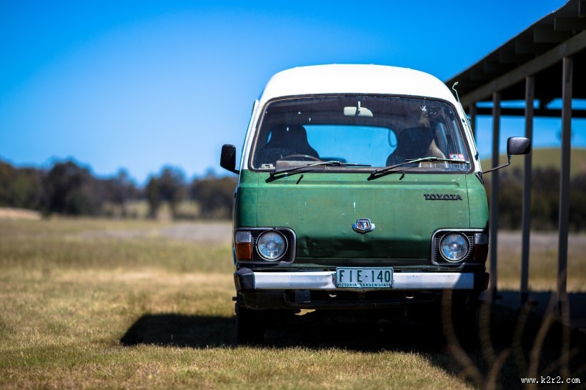 老款怀旧的巴士图片大全