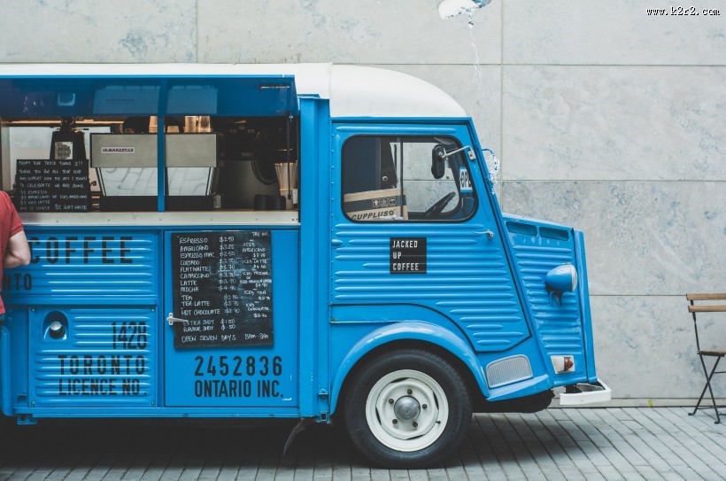 外形可爱的巴士图片