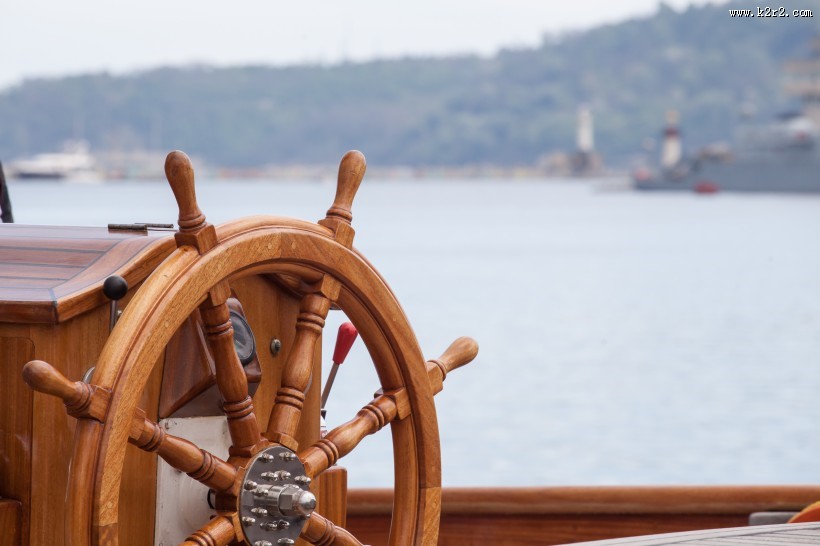 圆圆的航海舵图片大全