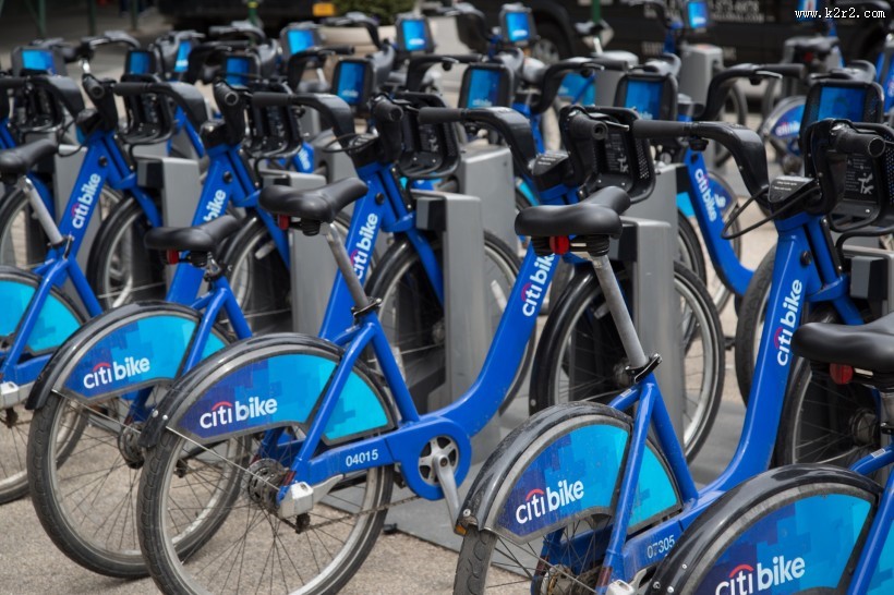 蓝色美国自行车图片