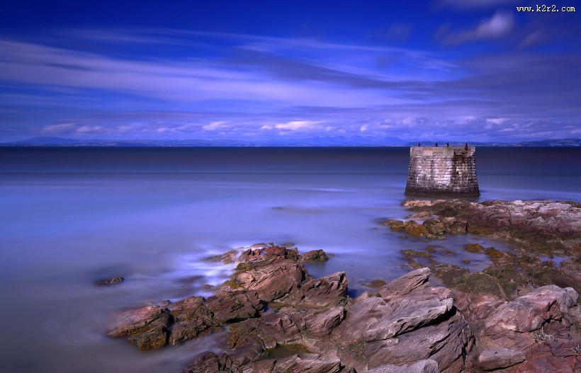 海滩航标风景图片