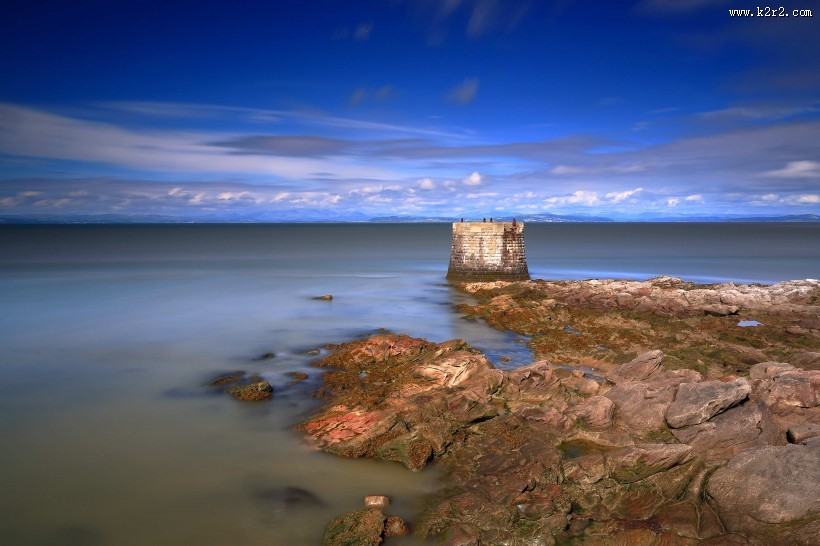 海滩航标风景图片