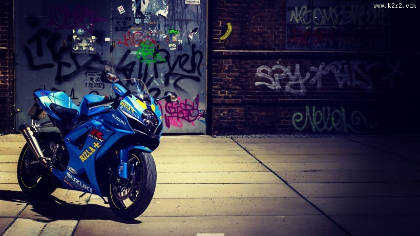 铃木摩托车图片