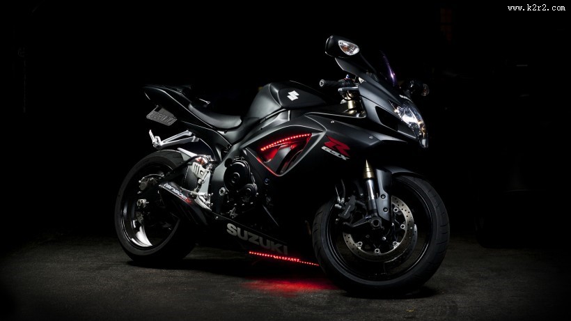 铃木摩托车图片