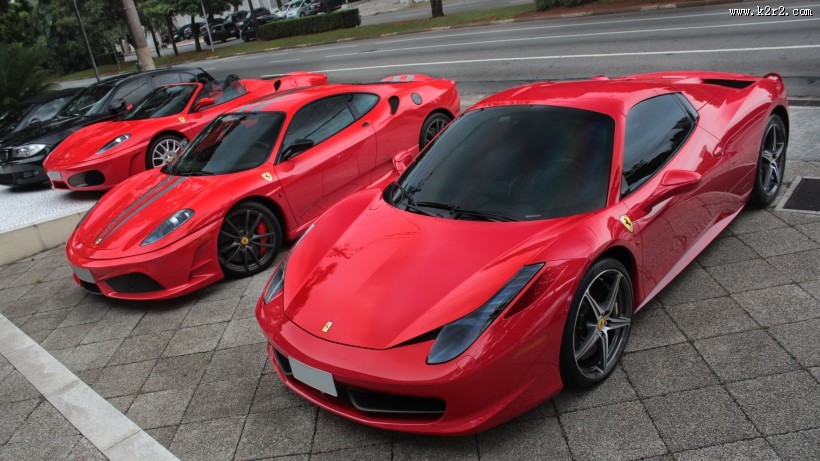 法拉利Ferrari跑车图片