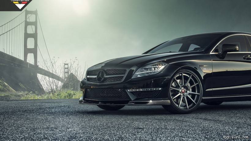 黑色奔驰CLS63图片