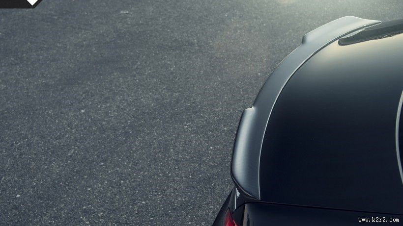 黑色奔驰CLS63图片