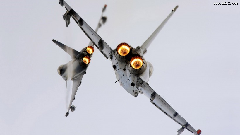 EF-2000台风战斗机图片