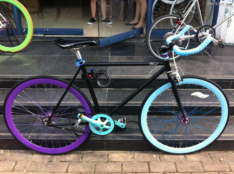 炫彩死飞自行车图片