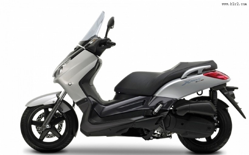 雅马哈125摩托车图片